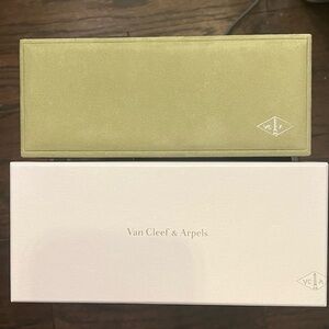 Van Cleef & Arpels Green and White Box Set